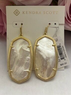 NWT Kendra Scott Danielle Statement Earrings in Gold Ivory Mother of pearl